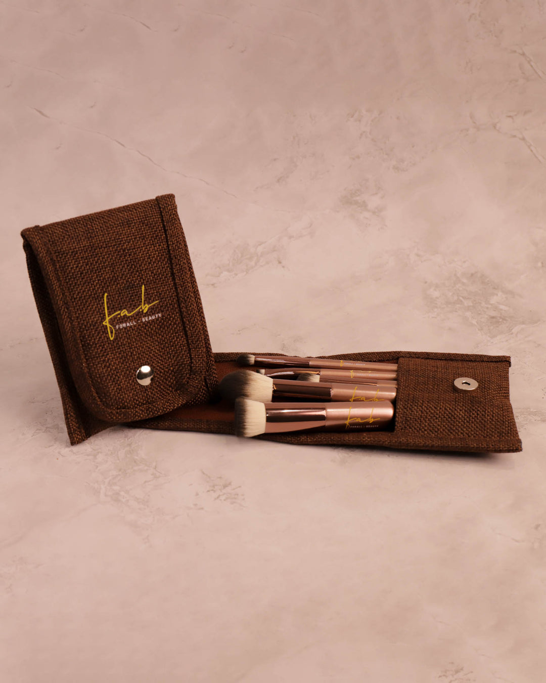 Make-Up Brush Set: Vegan Travel Friendly
