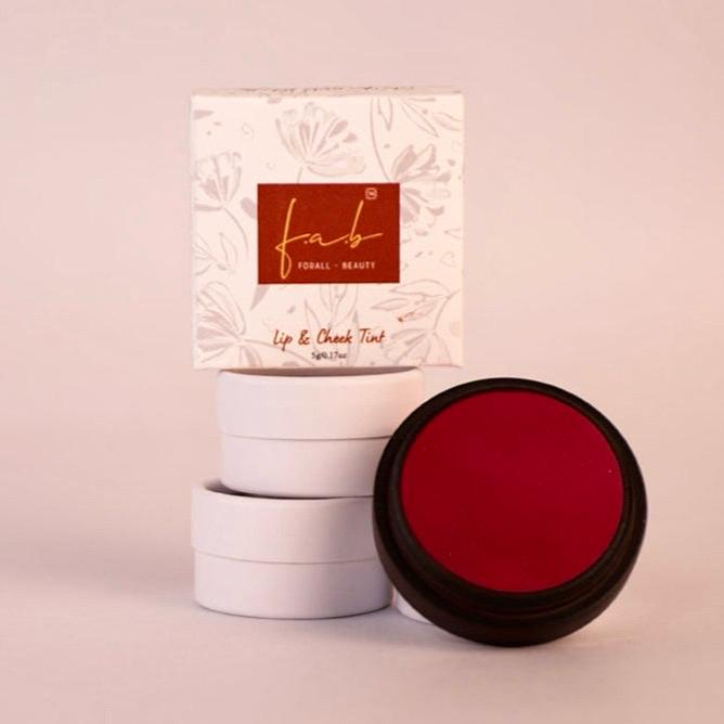 Crimson Charm - LC22